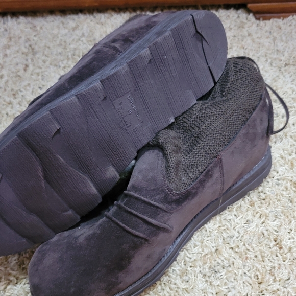 Boots - Picture 3 of 3